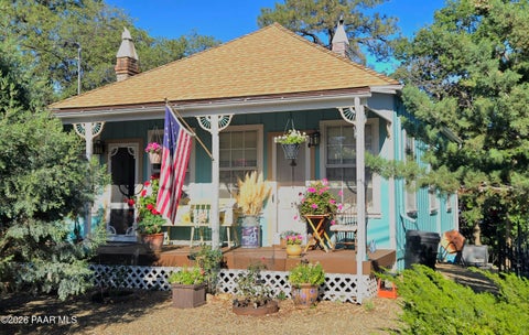 Photo of 1066 N Skyline Drive, Prescott, AZ 86305 (MLS # 1082859)