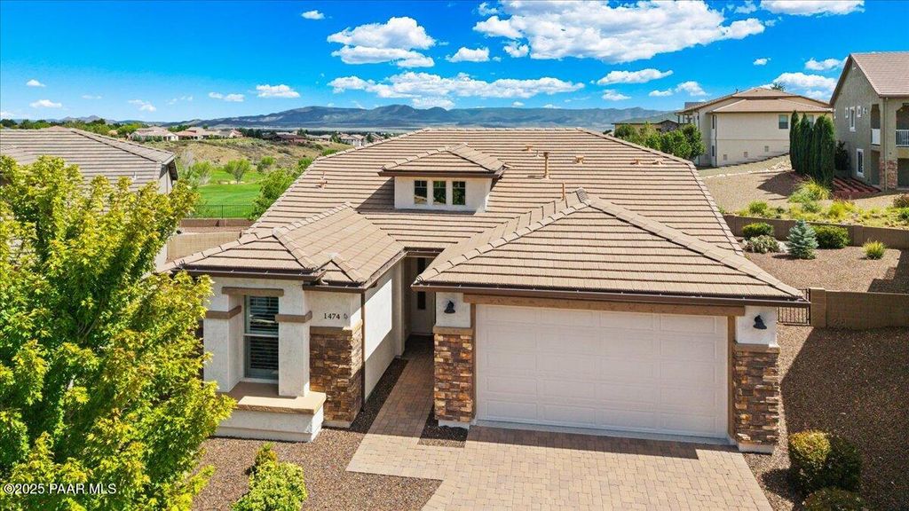 Photo of 1474 N Range View Circle, Prescott Valley, AZ 86314 (MLS # 1079956)
