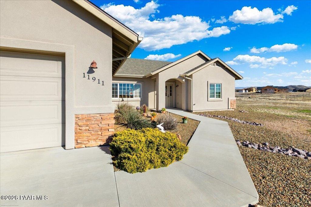 Photo of 11911 N Tevy Trail, Prescott Valley, AZ 86315 (MLS # 1080288)
