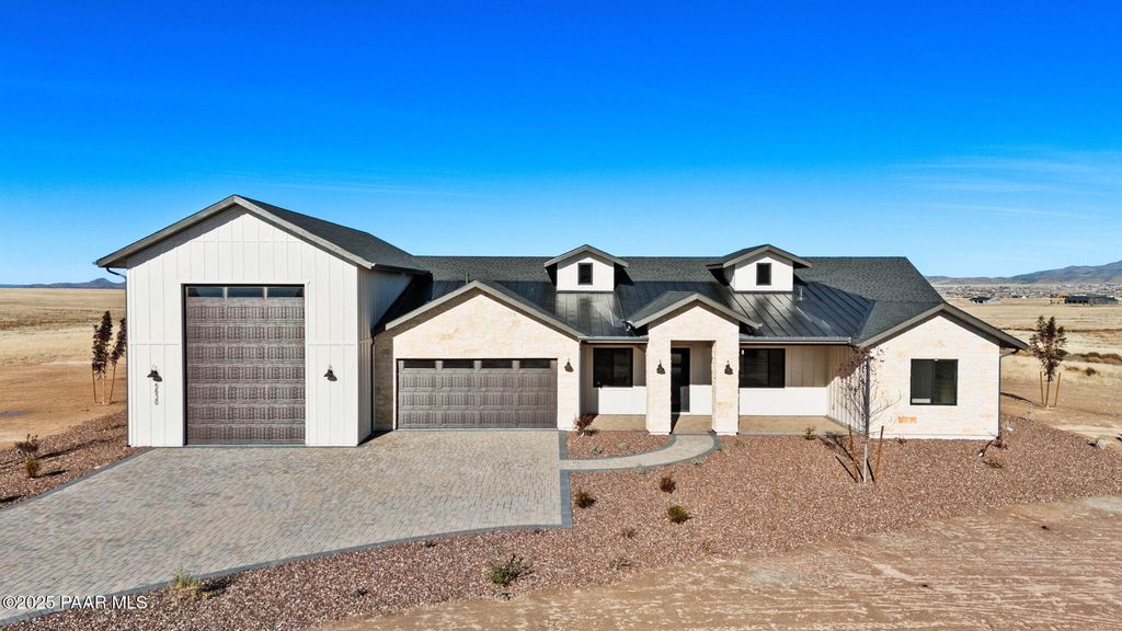 Photo of 5630 E Norma Drive, Prescott Valley, AZ 86315 (MLS # 1078063)