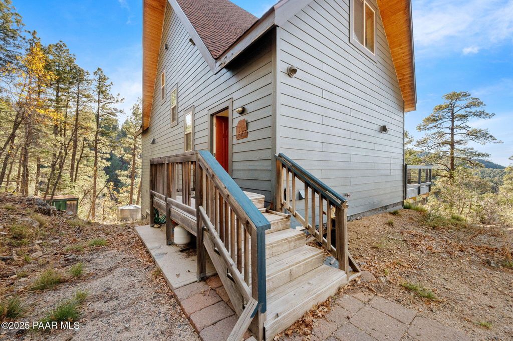 Photo of 9020 S Hassayampa Circle, Prescott, AZ 86303 (MLS # 1078067)