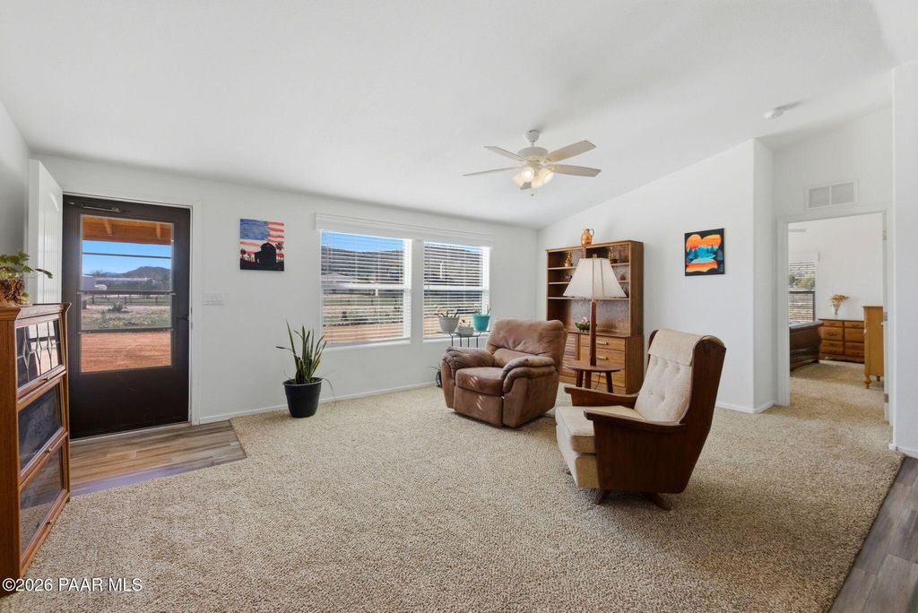 Photo of 2725 N Shawnee Trail, Chino Valley, AZ 86323 (MLS # 1080078)