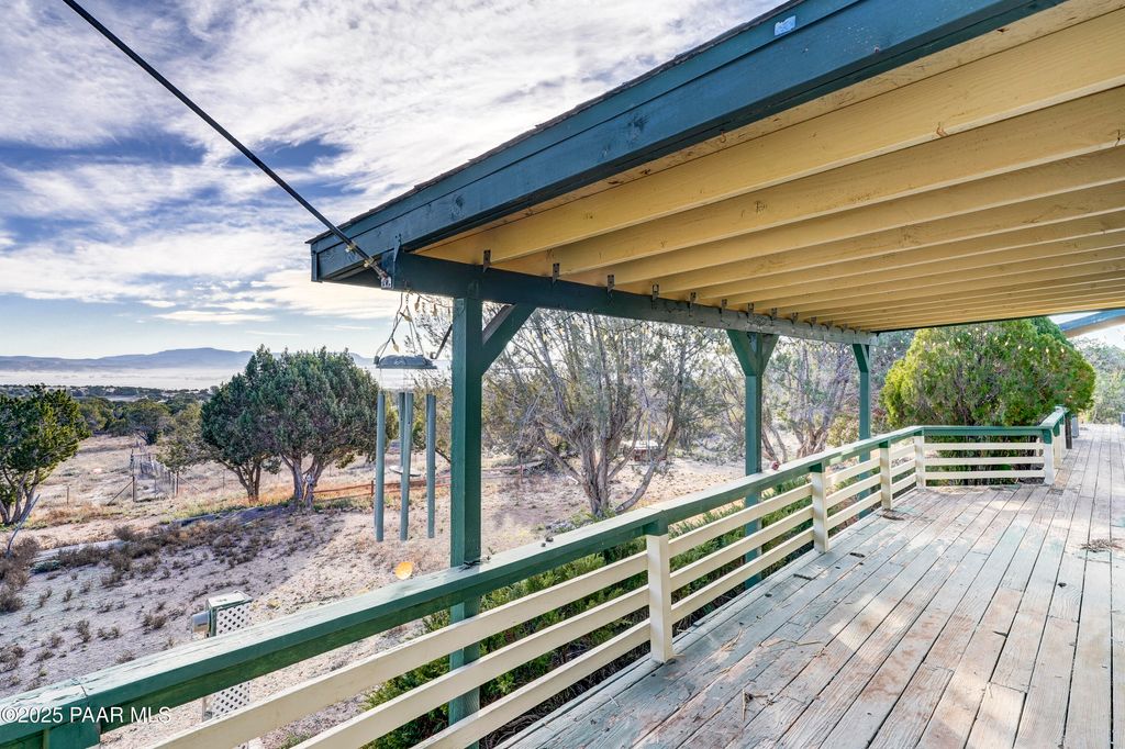 Photo of 4400 Juniper Drive, Chino Valley, AZ 86323 (MLS # 1078479)