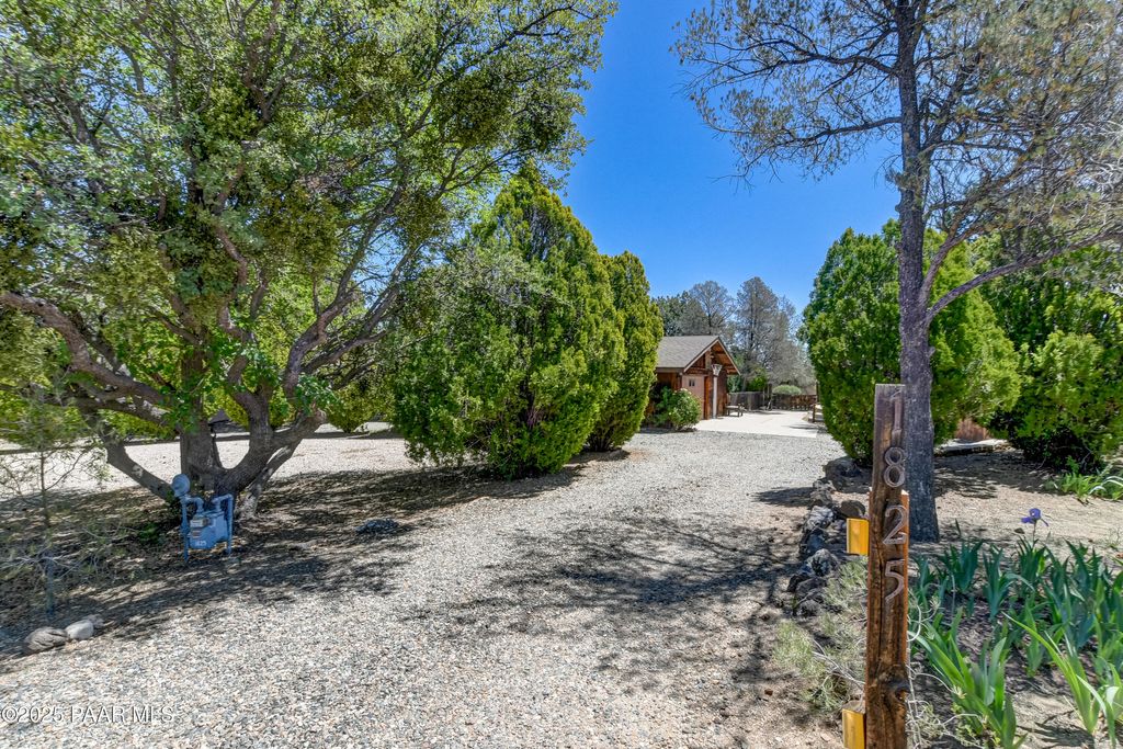 Photo of 1825 Kaycee Lane, Prescott, AZ 86301 (MLS # 1078465)