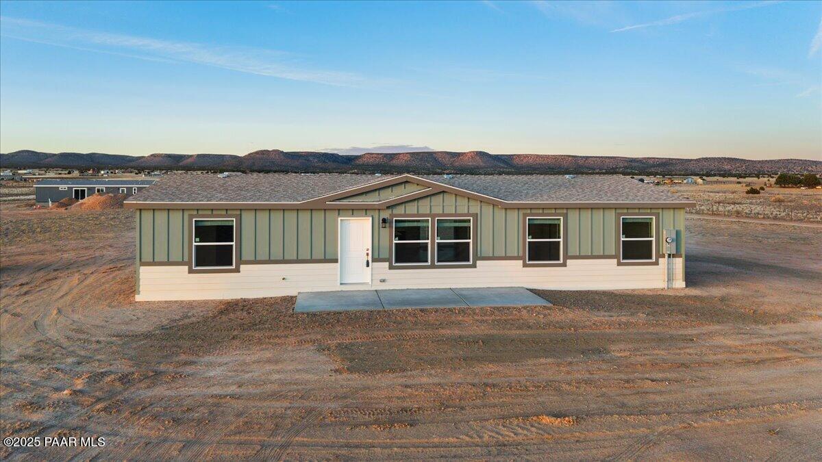 2220 W Monte Vista