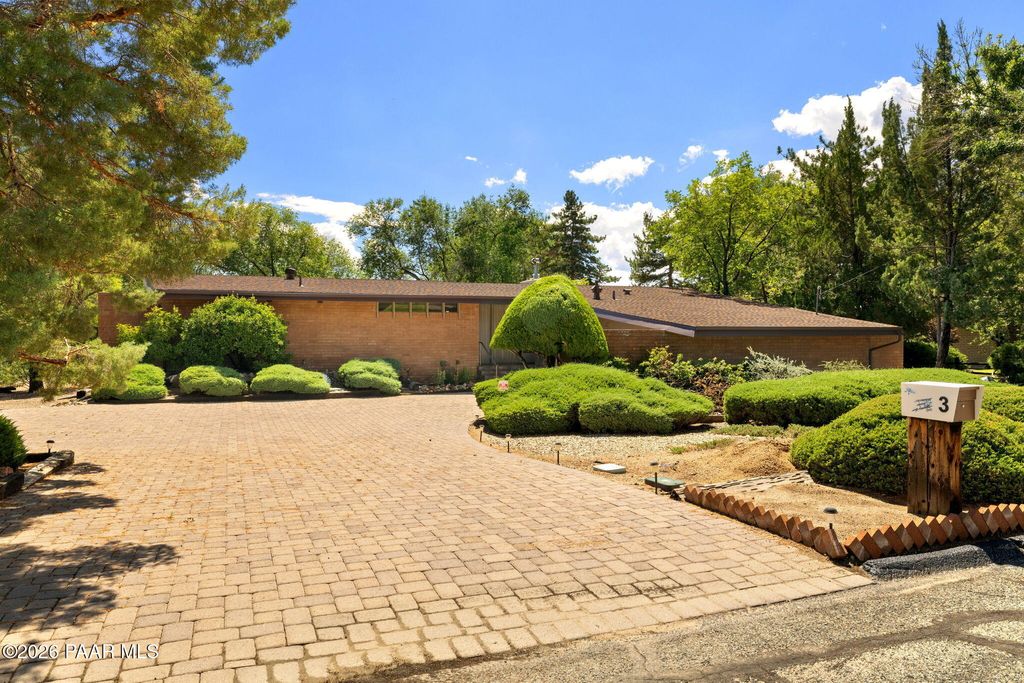 Photo of 3 Walking Diamond Drive, Prescott, AZ 86301 (MLS # 1078981)