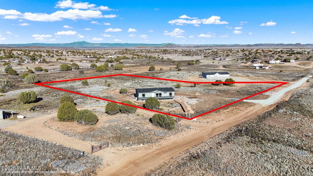 Photo of 3860 W Rainbow Drive, Chino Valley, AZ 86323 (MLS # 1078849)