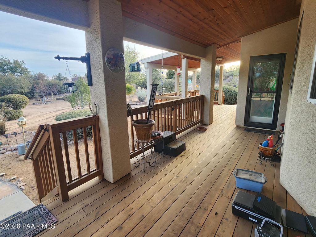 Photo of 9675 N Oak Meadow Lane, Prescott, AZ 86305 (MLS # 1079817)
