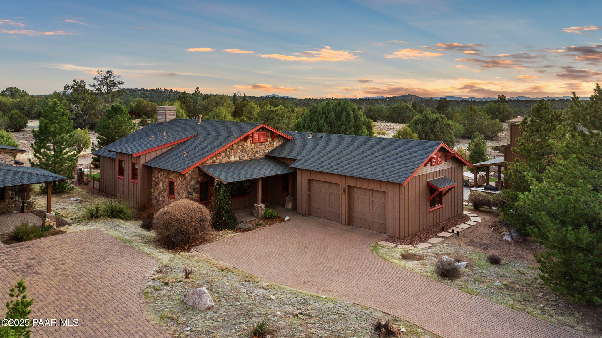 5727 W Johnny Mullins Drive