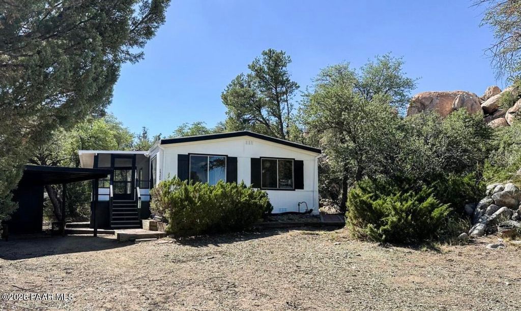 Photo of 1520 Private Road, Prescott, AZ 86301 (MLS # 1078585)