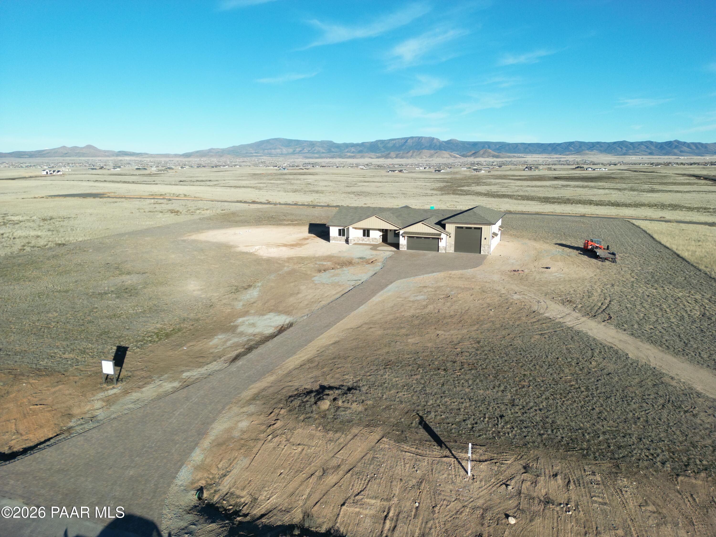 8355 N Barnes Street