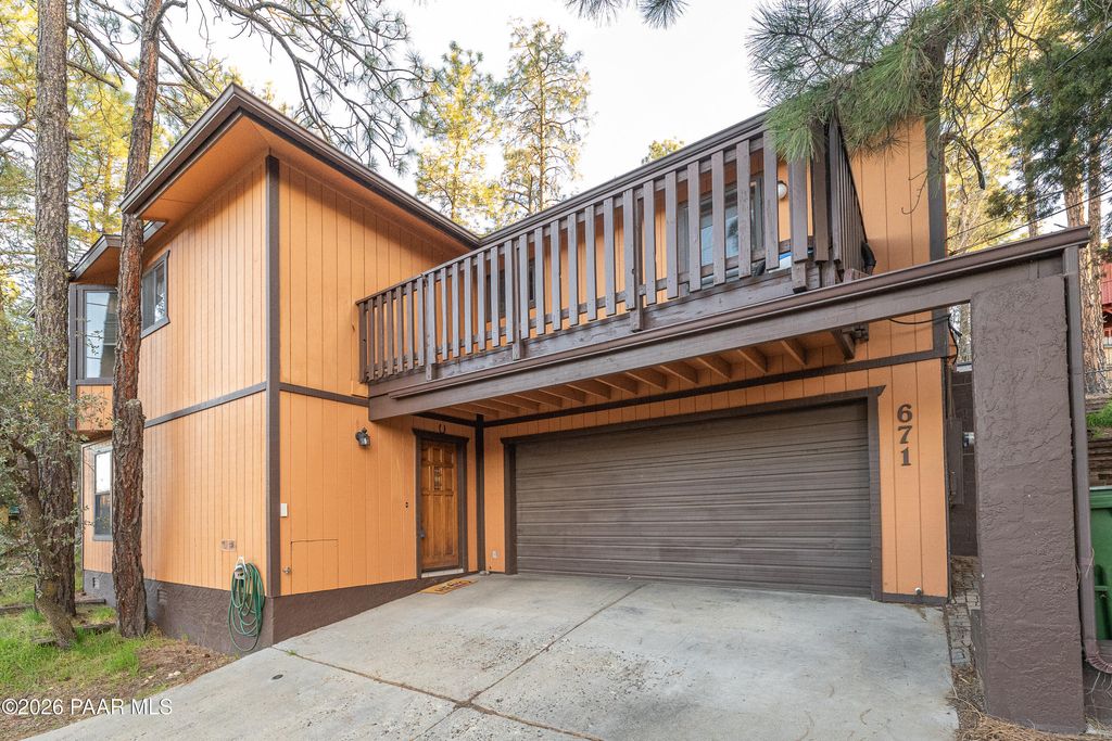 Photo of 671 Copper Basin Road, Prescott, AZ 86303 (MLS # 1080067)