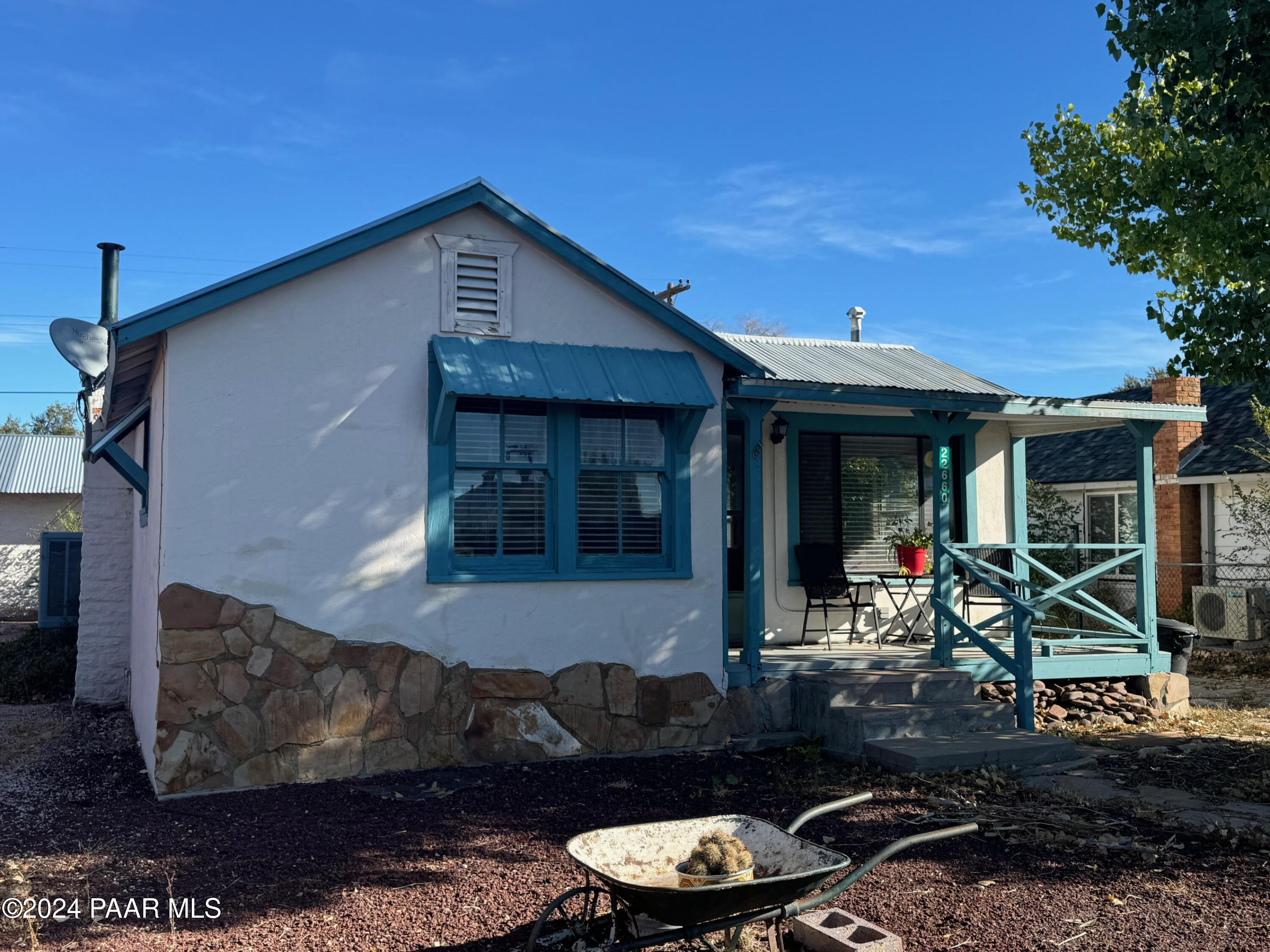 22660 W Old Highway 66