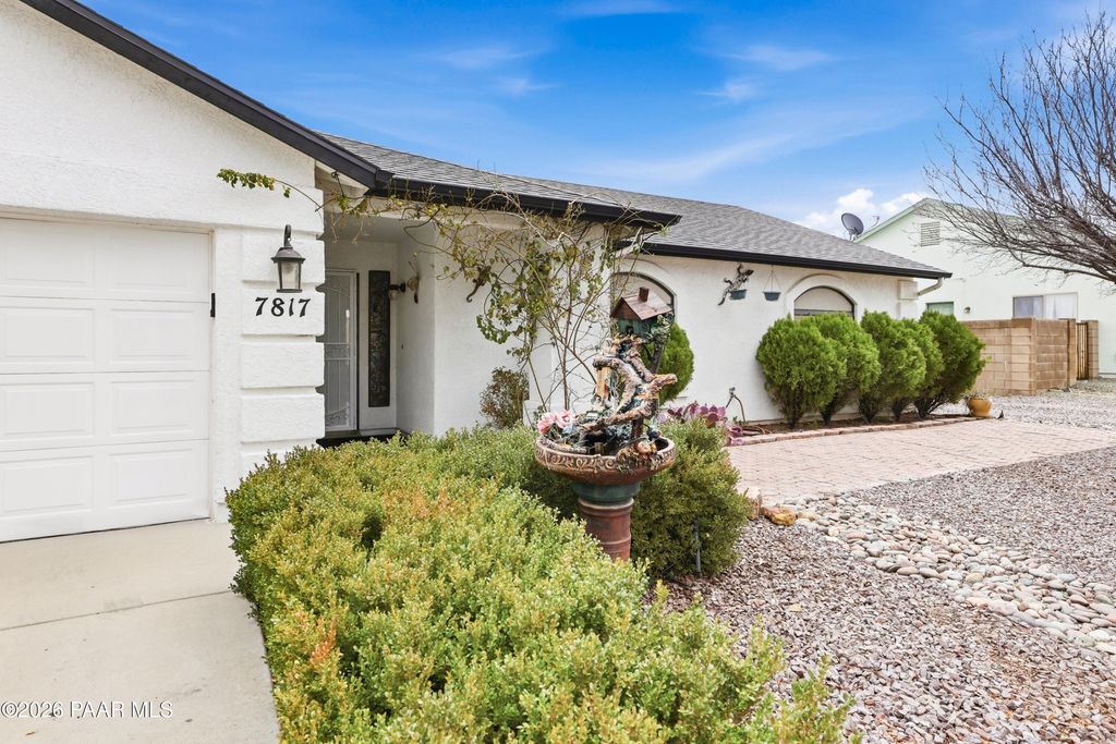 Photo of 7817 N Painted Vista Drive, Prescott Valley, AZ 86315 (MLS # 1079739)