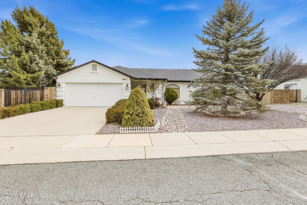 Photo of 7817 N Painted Vista Drive, Prescott Valley, AZ 86315 (MLS # 1079739)