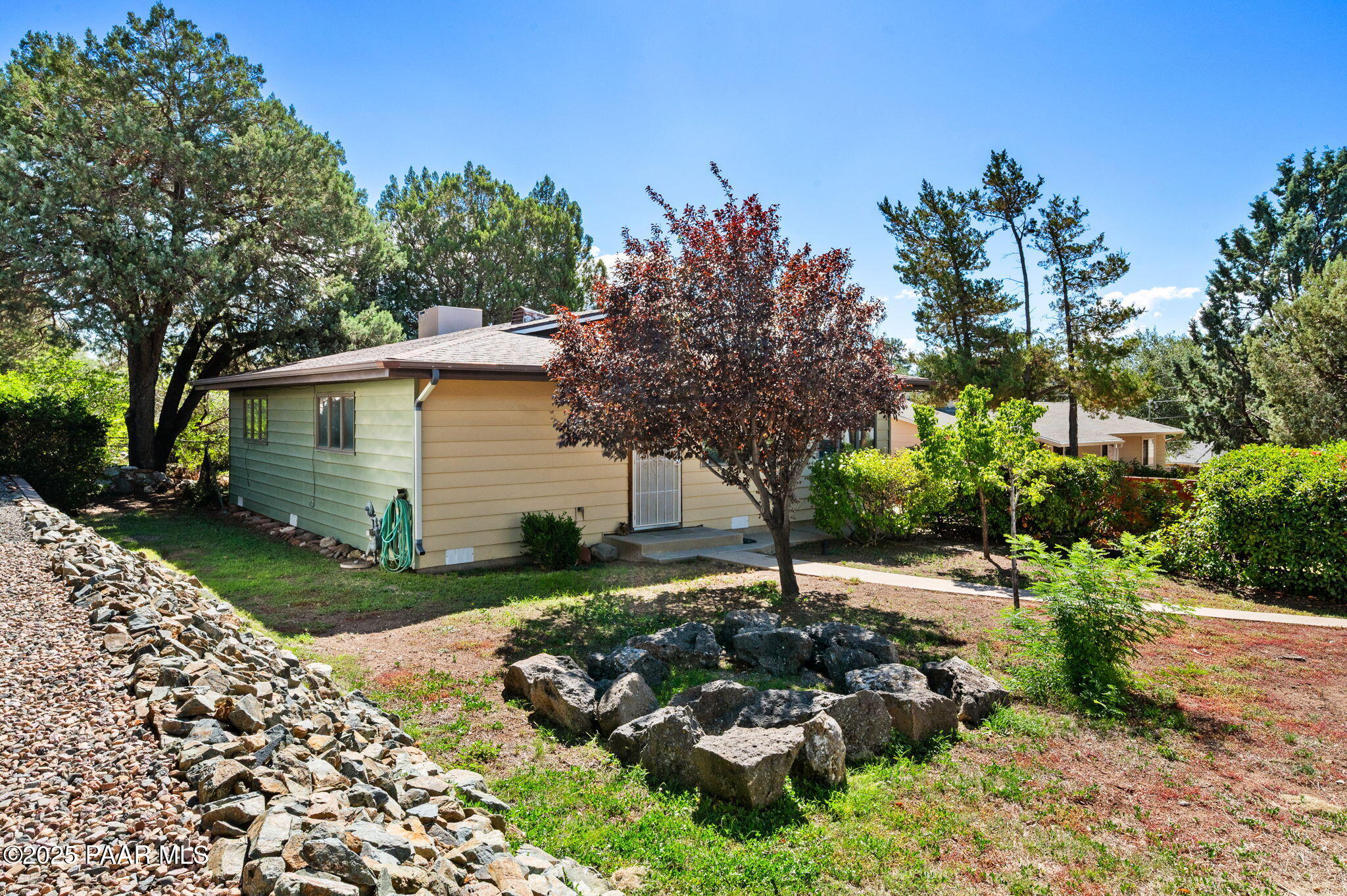 1815 Mountain View Lane