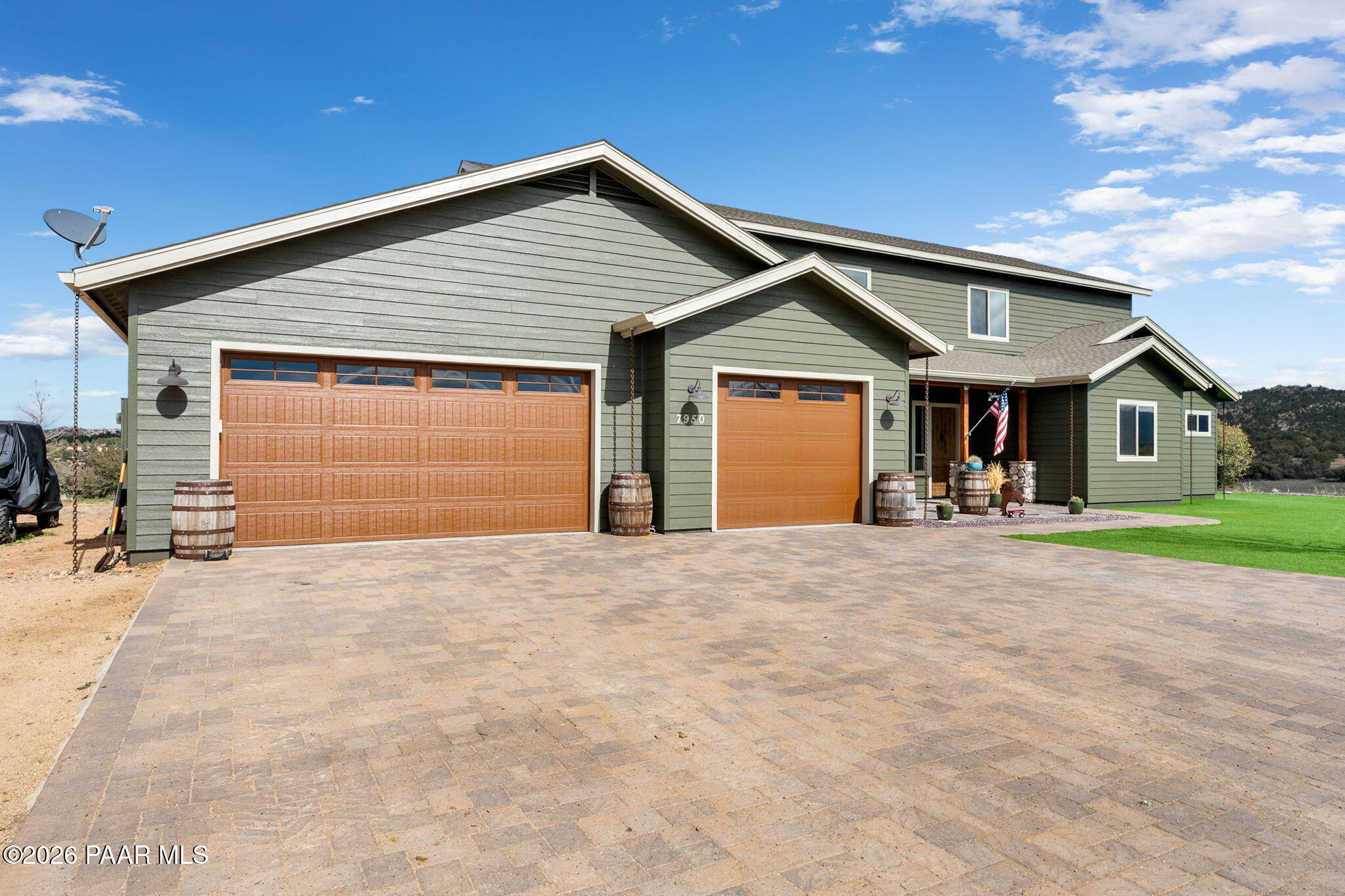 7950 W Falling Leaf Lane