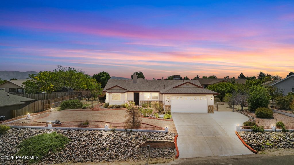 Photo of 4119 N Tonopah Drive, Prescott Valley, AZ 86314 (MLS # 1081968)