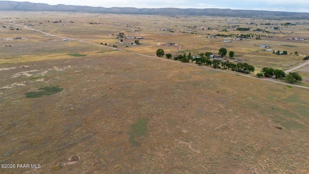 Photo of 26000 N Champagne Lane, Paulden, AZ 86334 (MLS # 1085488)