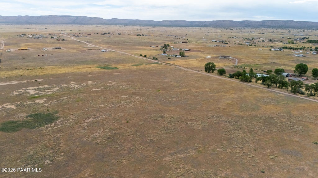Photo of 26000 N Champagne Lane, Paulden, AZ 86334 (MLS # 1085488)