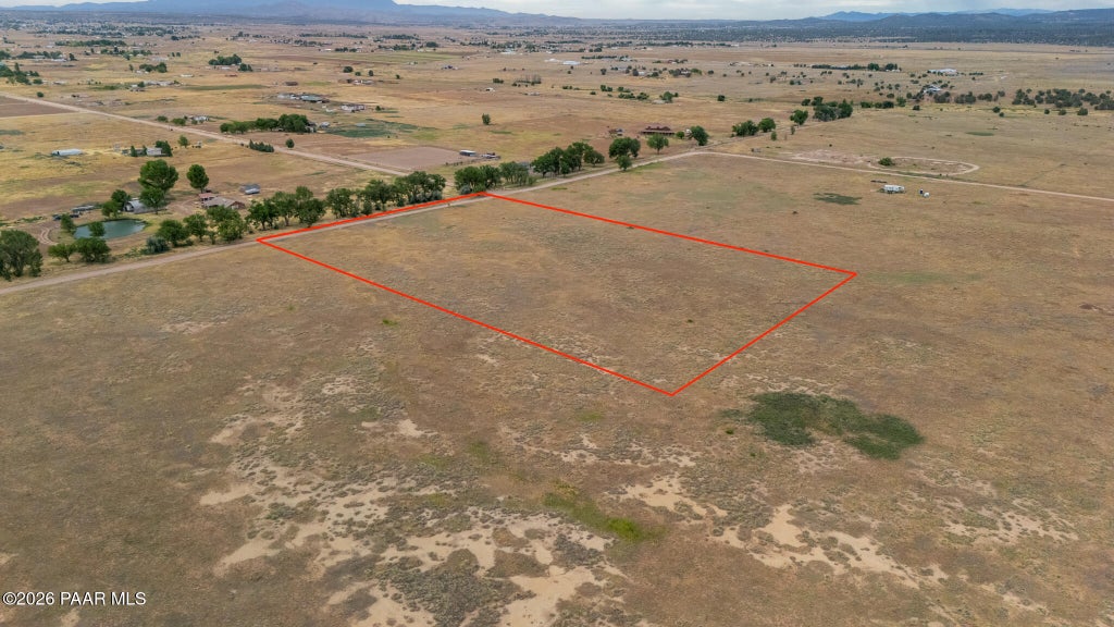 Photo of 26000 N Champagne Lane, Paulden, AZ 86334 (MLS # 1085488)
