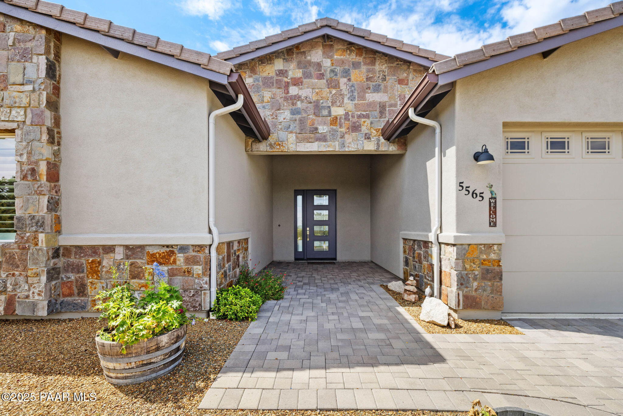 5565 Halcyone Circle