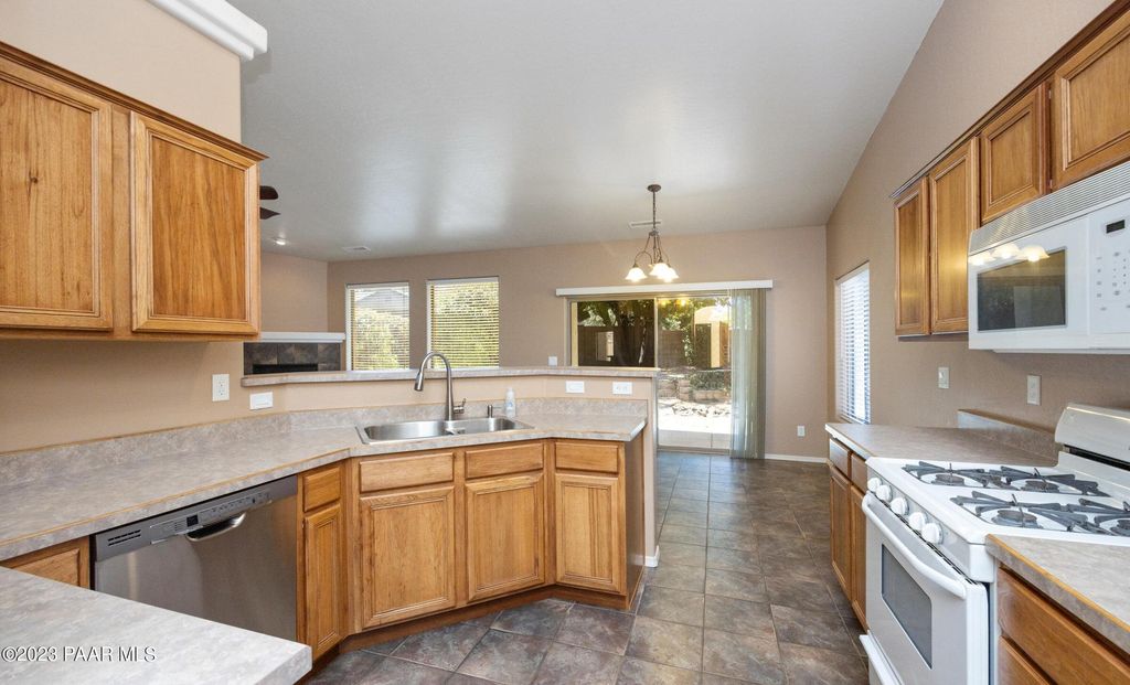 Photo of 5638 N Ardmore Avenue, Prescott Valley, AZ 86314 (MLS # 1080766)