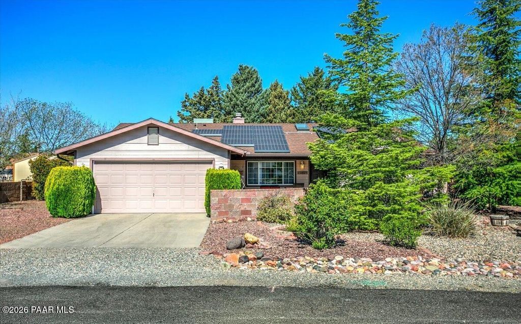 Photo of 4616 N Granada Drive, Prescott Valley, AZ 86314 (MLS # 1080624)