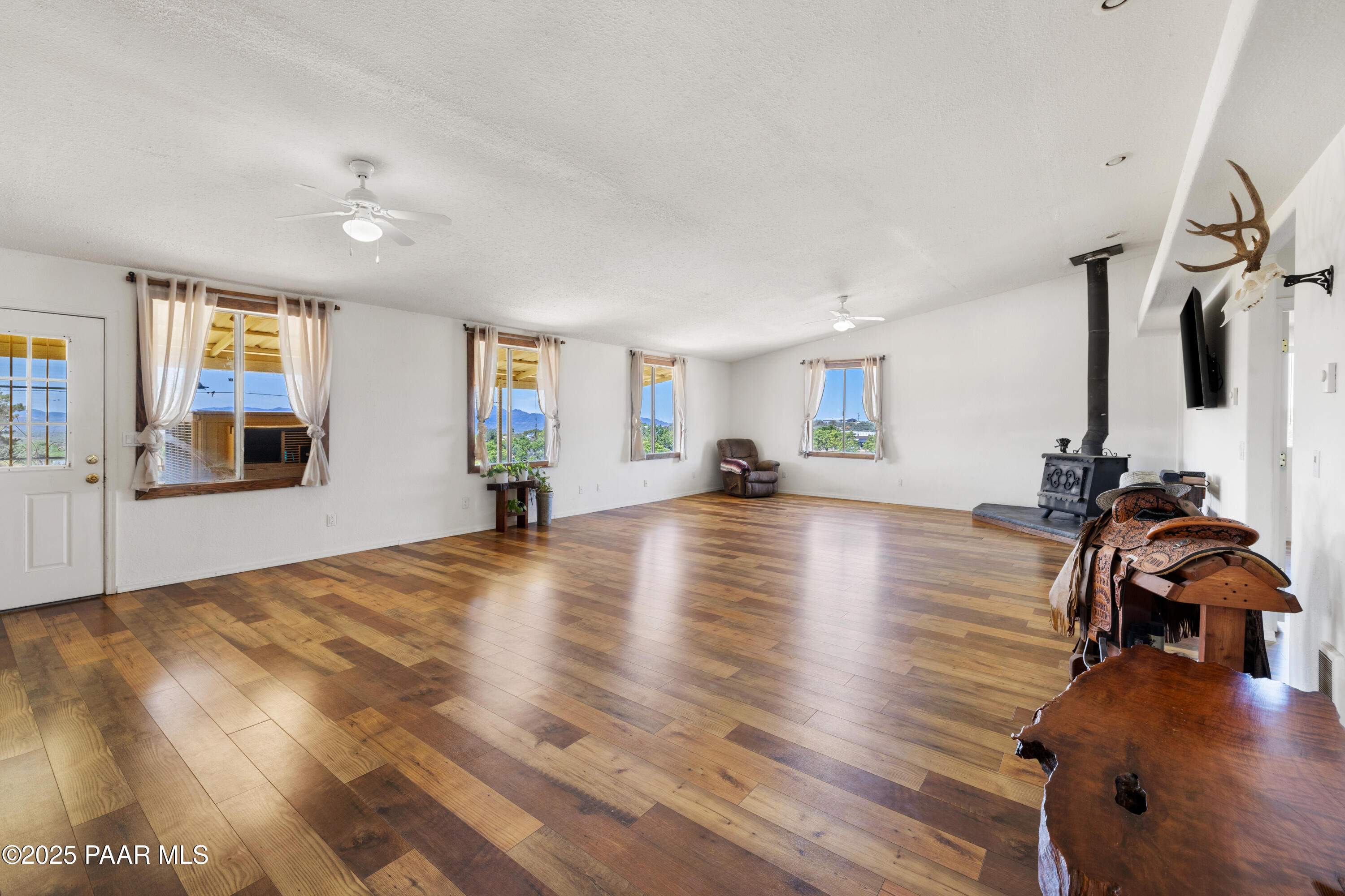 8910 S Steven Trail