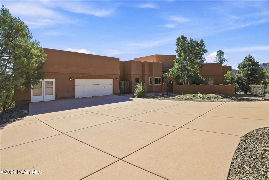 Photo of 1484 Copper Canyon Drive, Prescott, AZ 86303 (MLS # 1085299)