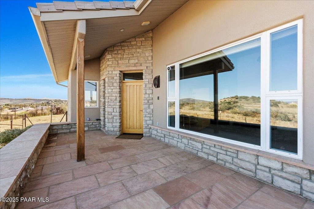 Photo of 979 Rosye View Lane, Prescott, AZ 86301 (MLS # 1077292)