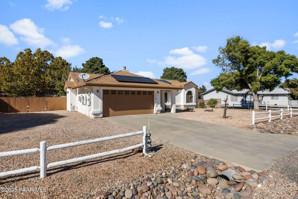Photo of 7764 E Cocopah Drive, Prescott Valley, AZ 86314 (MLS # 1077385)
