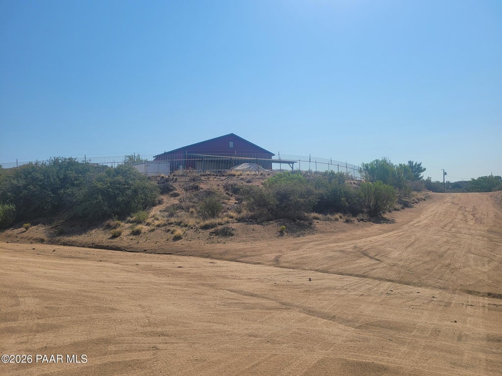 Photo of 8095 W Barrington Road, Wilhoit, AZ 86332 (MLS # 1084295)