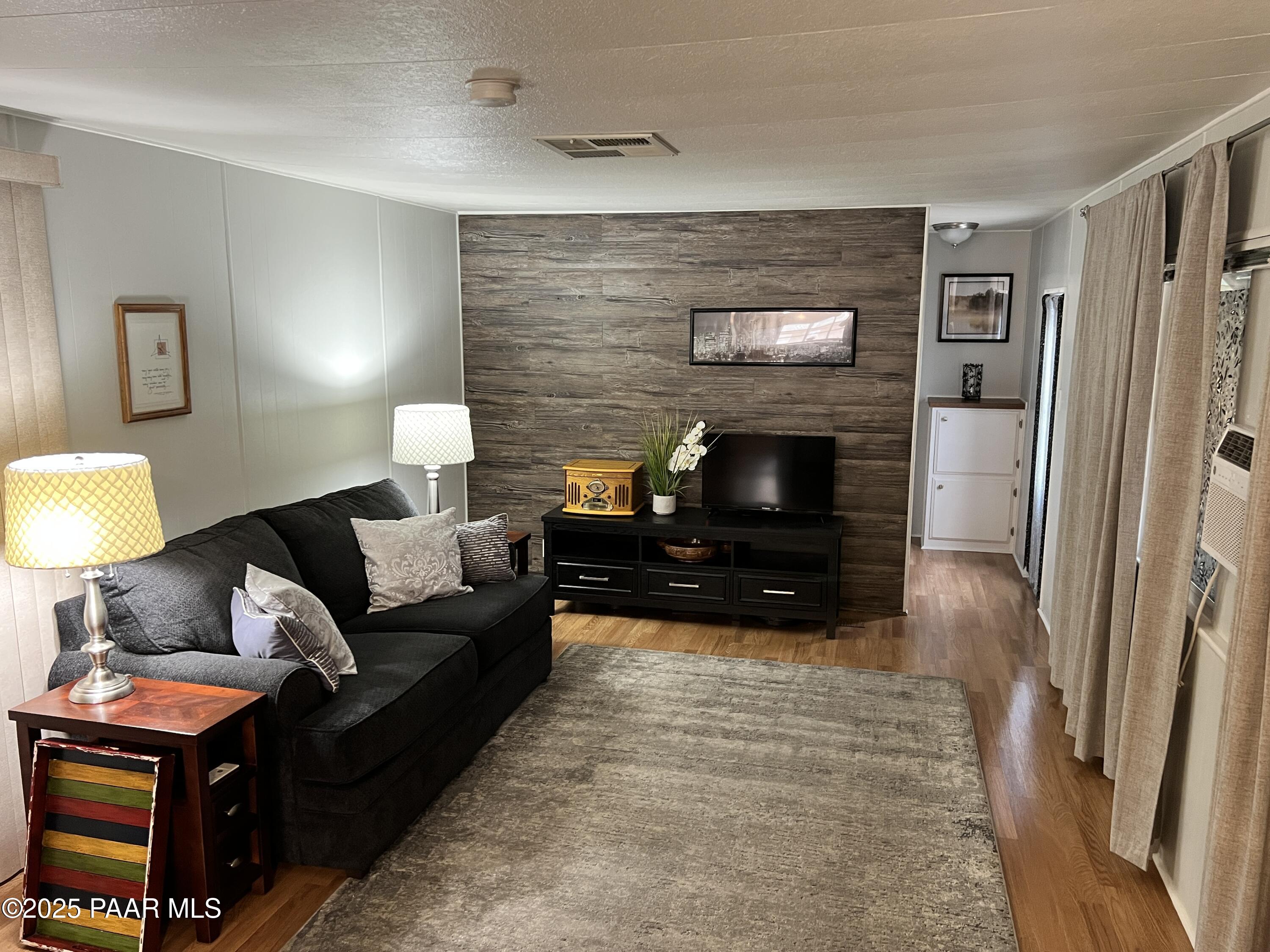 615 West Street 24