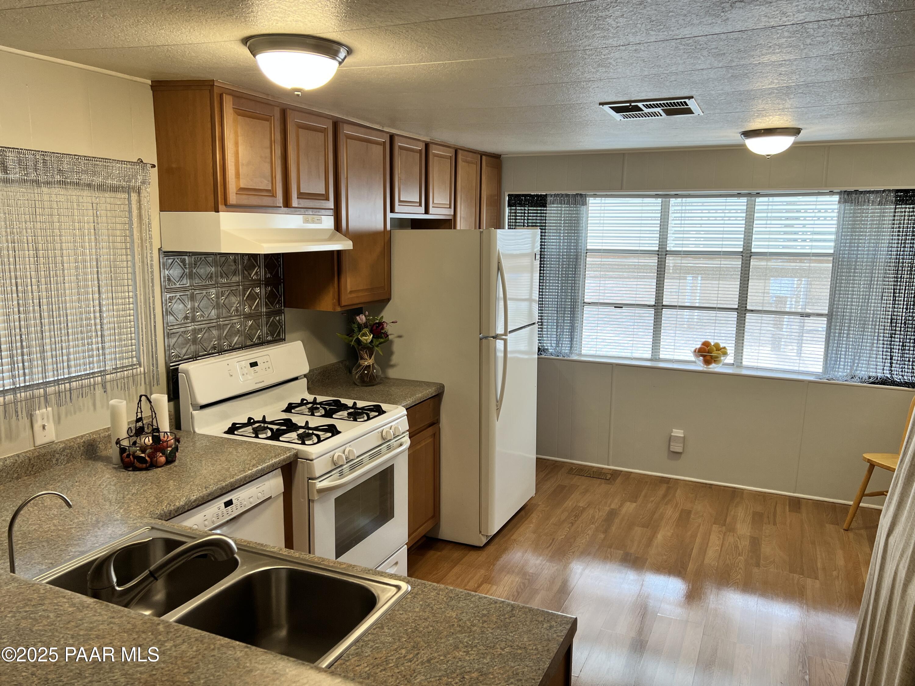 615 West Street 24