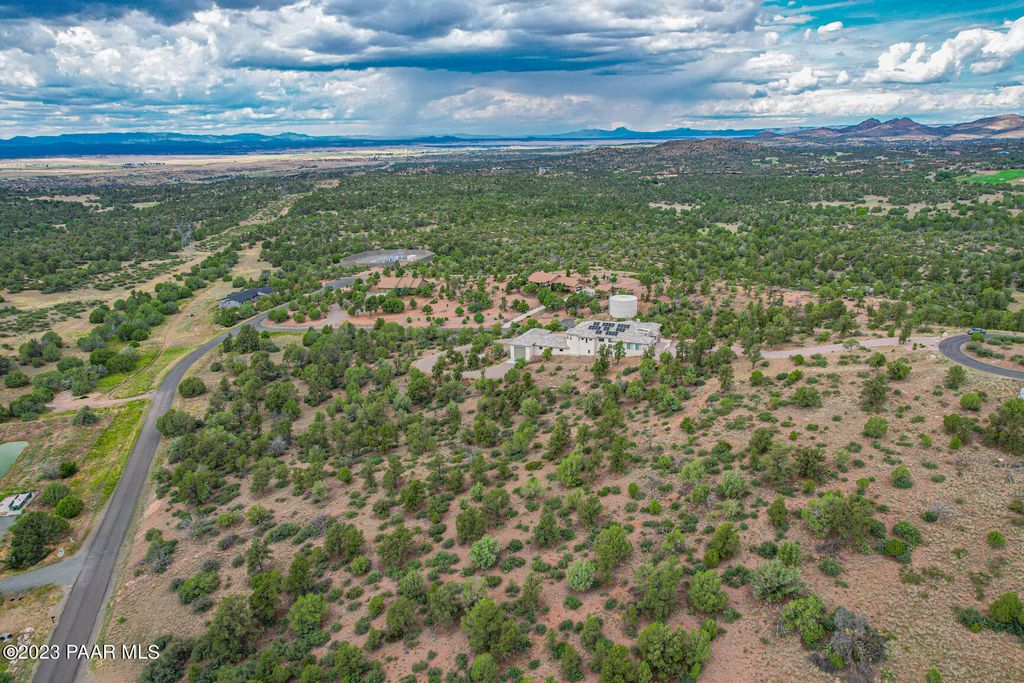 Photo of 14040 N Signal Hill Road, Prescott, AZ 86305 (MLS # 1079694)