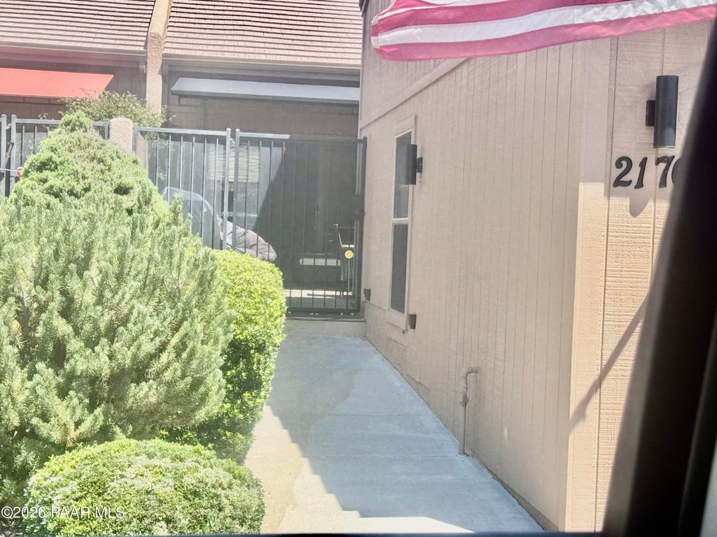 Photo of 2176 Clubhouse Drive, Prescott, AZ 86301 (MLS # 1081891)