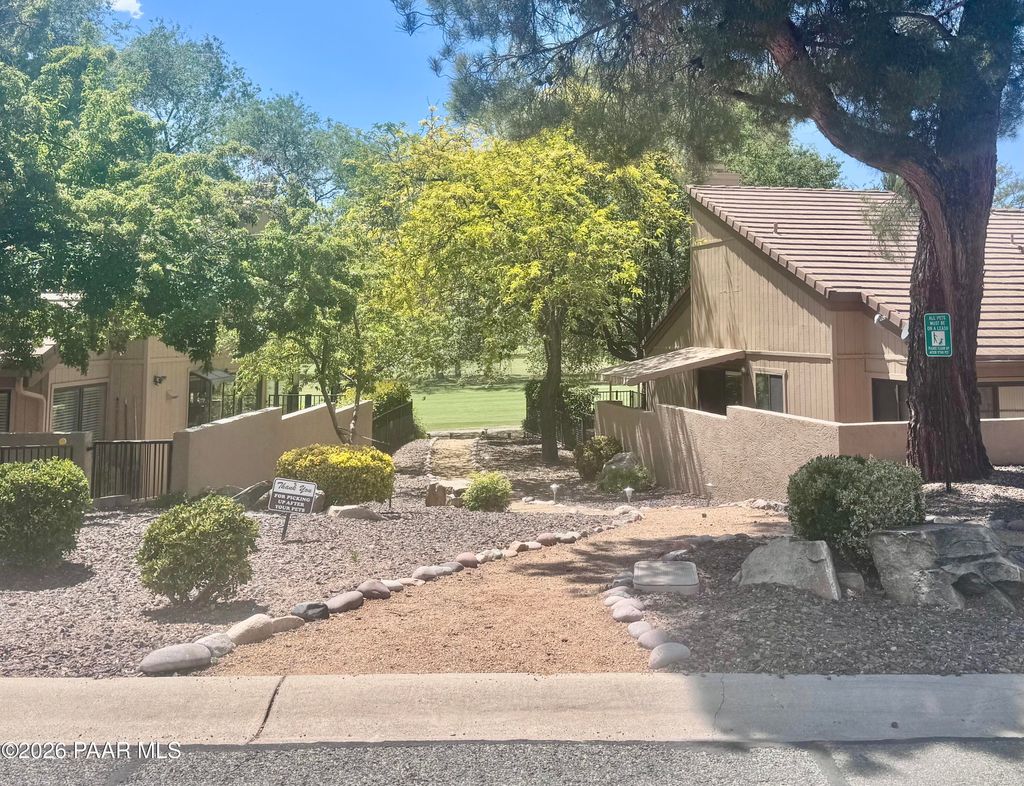 Photo of 2176 Clubhouse Drive, Prescott, AZ 86301 (MLS # 1081891)