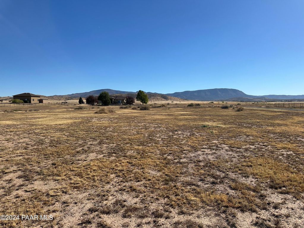 Photo of 9420 E Mystic River Way, Prescott Valley, AZ 86315 (MLS # 1081784)