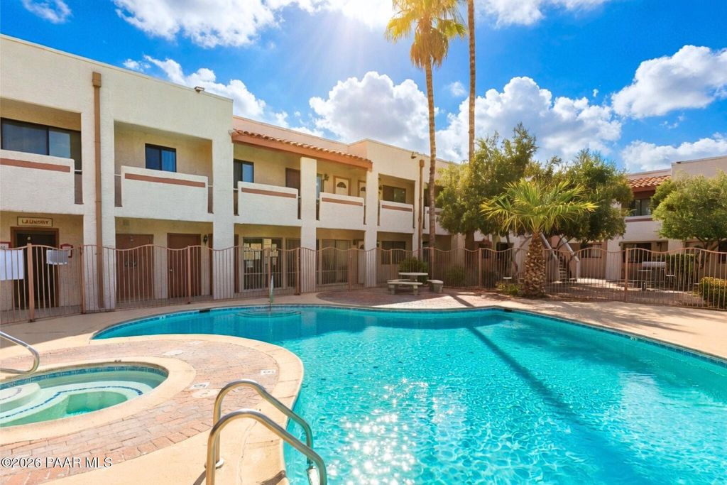 Photo of 455 W Kelso Street, Tucson, AZ 85705 (MLS # 1080364)