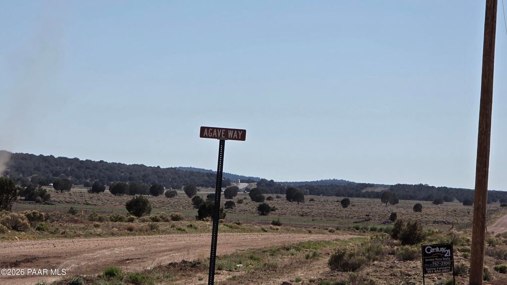 Photo of 0 Harris Valley Ranch Rd Road, Seligman, AZ 86337 (MLS # 1082353)