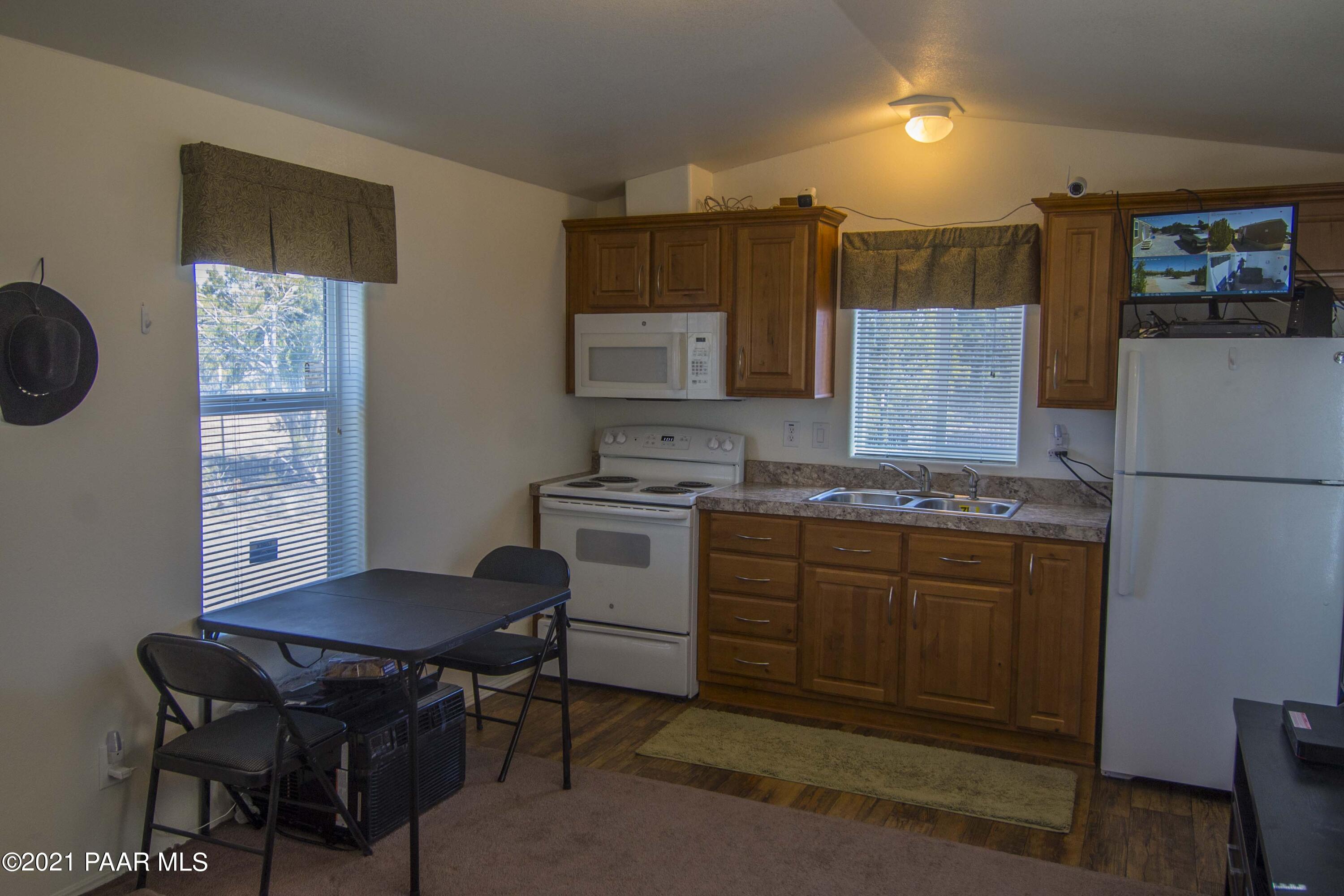 25815 W Fort Rock Road