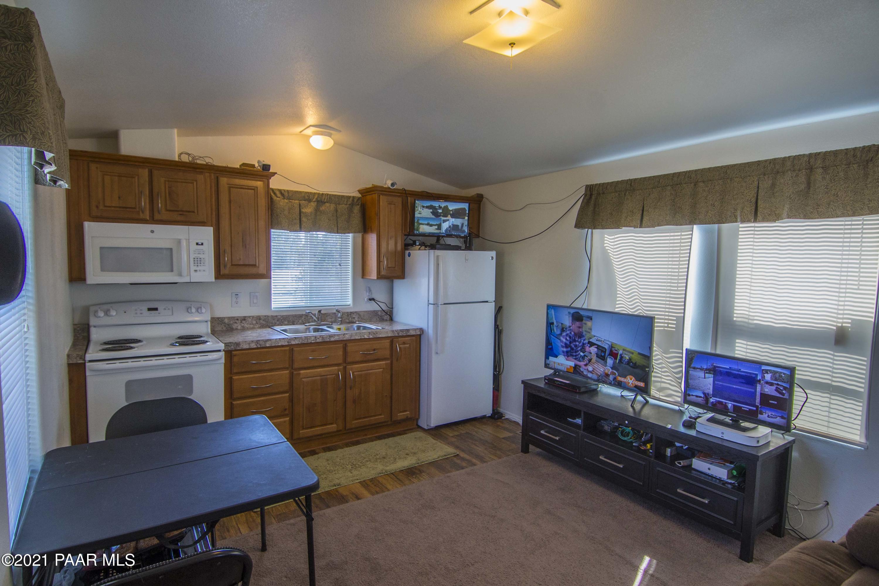25815 W Fort Rock Road