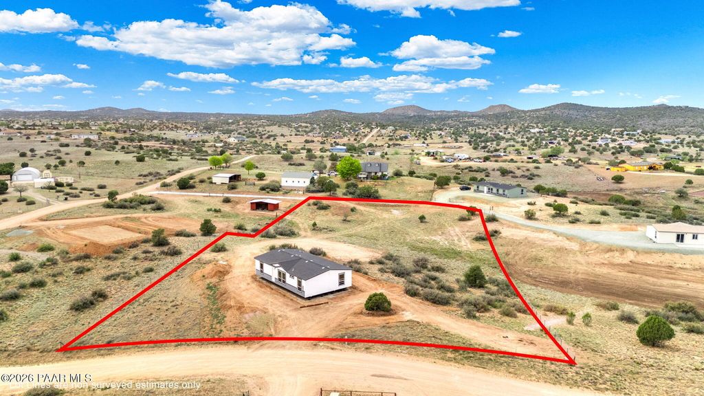 Photo of 576 N Sioux Drive, Chino Valley, AZ 86323 (MLS # 1080764)