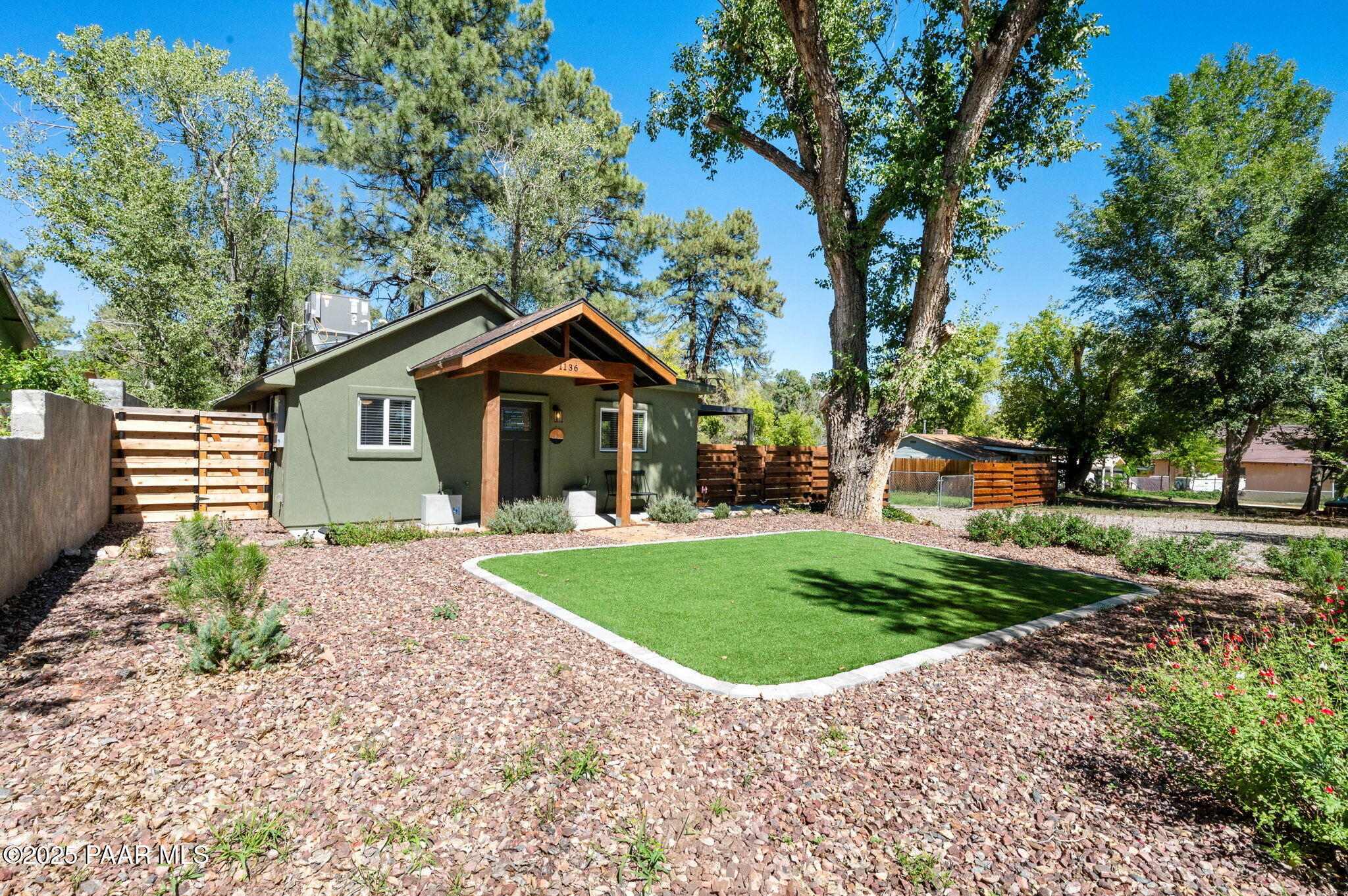 1136 Middlebrook Road