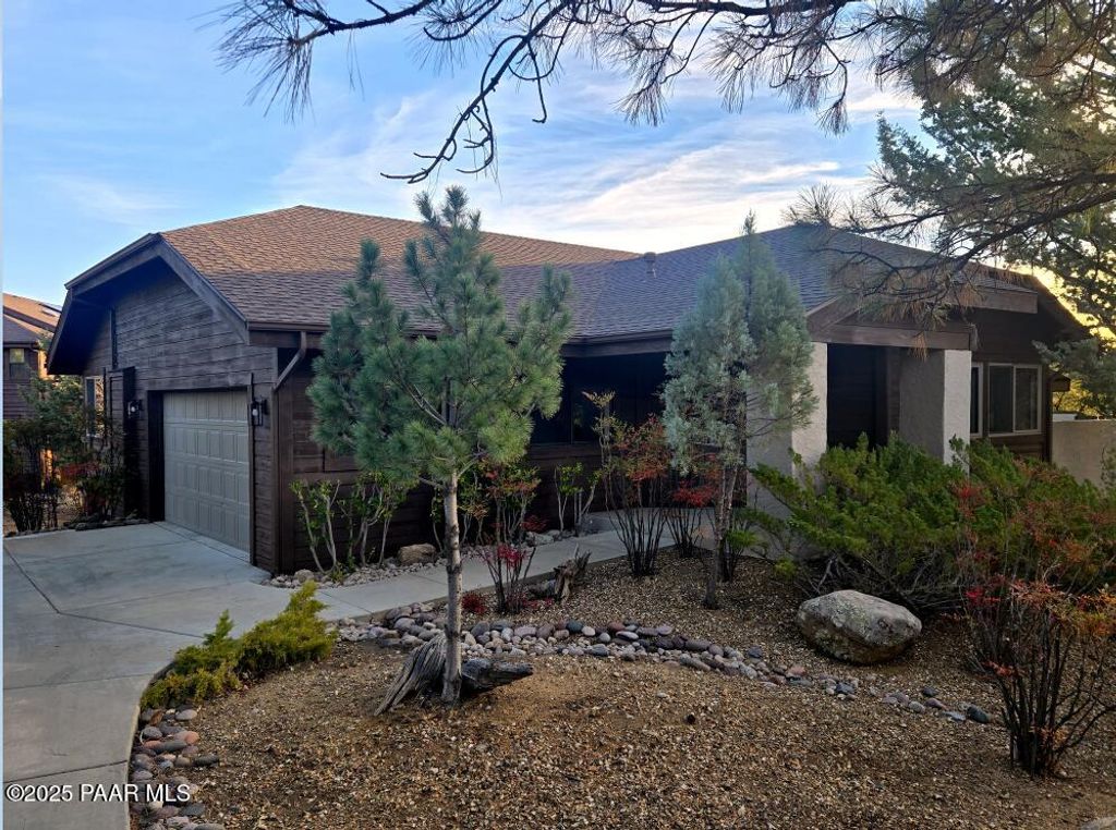 Photo of 1399 Natures Way, Prescott, AZ 86305 (MLS # 1078352)