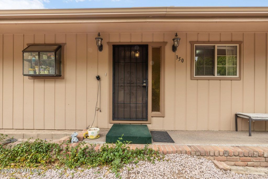 Photo of 350 Palo Verde Lane, Prescott, AZ 86301 (MLS # 1081018)