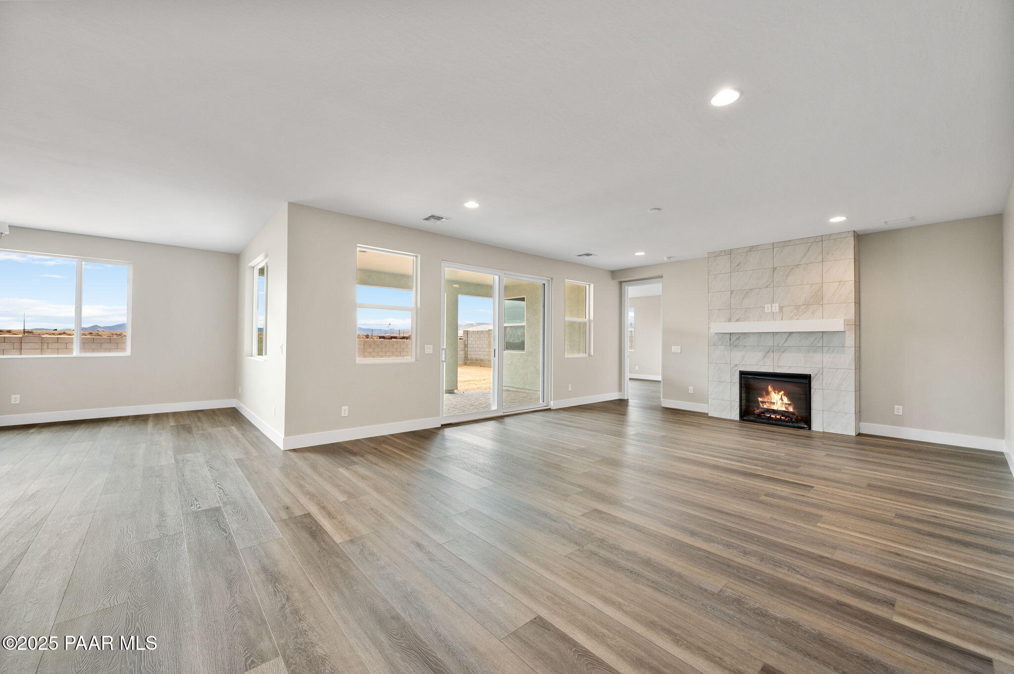 7543 E Louie Lane
