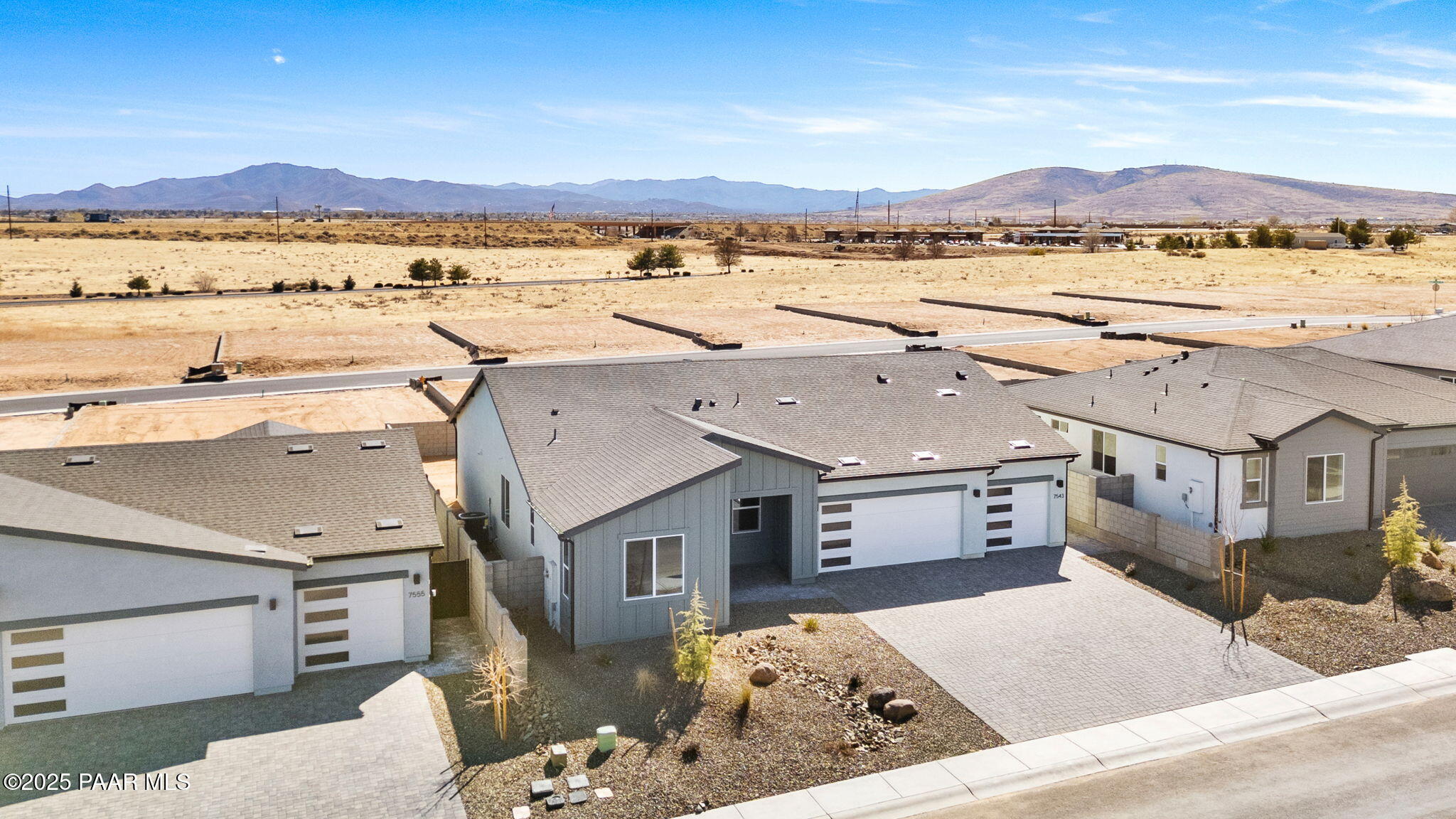 7543 E Louie Lane