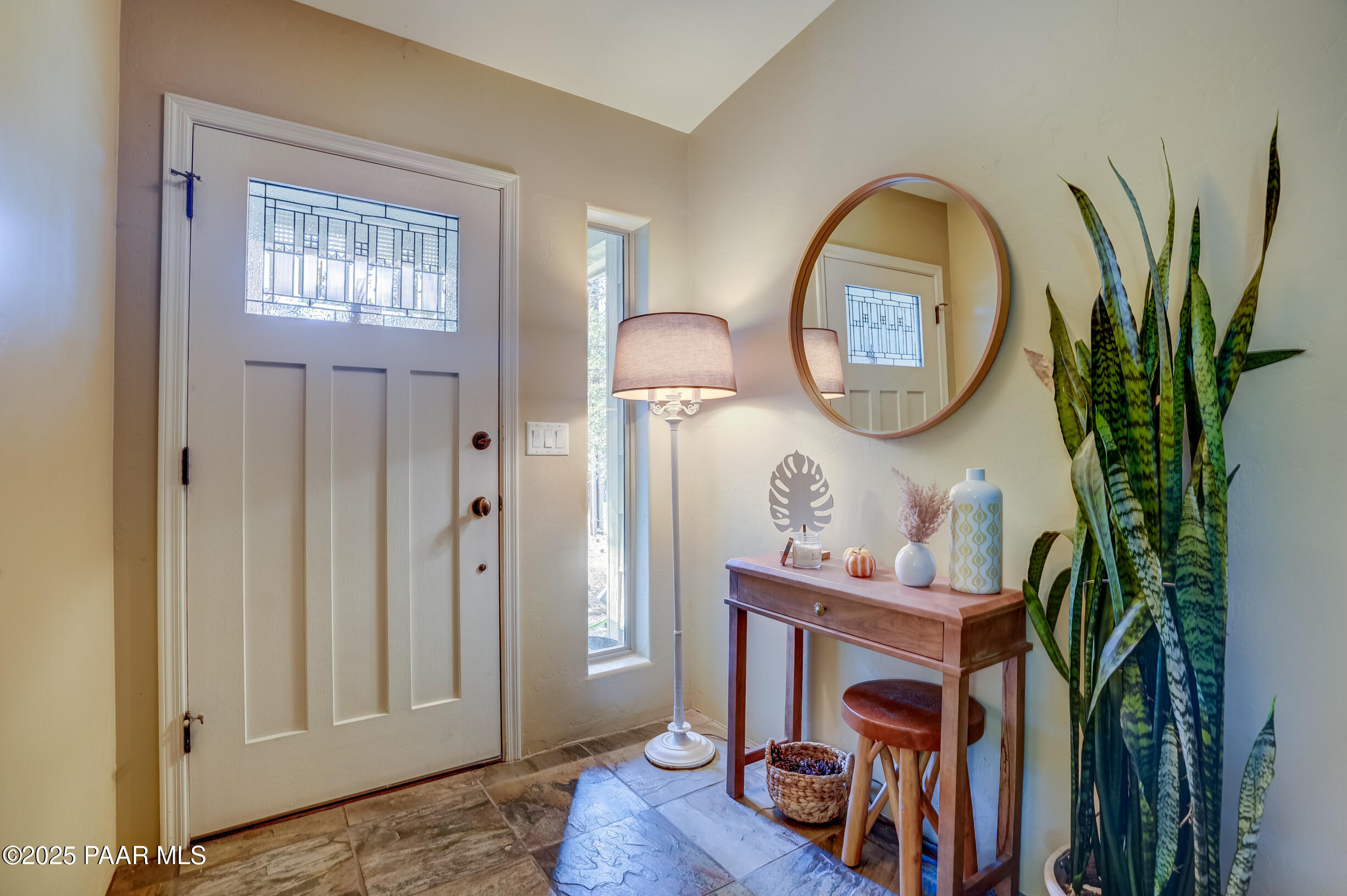 1101 S Milton Avenue